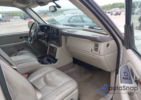 2004 Cadillac Escalade Standard из США, поврежденный, VIN 1GYEK63N04R207168